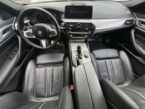 Used 2019 BMW 540i xDrive w/ M Sport Package AWD/4WD image 28