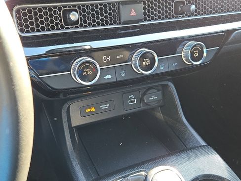 Certified 2024 Honda Civic Sport image 19