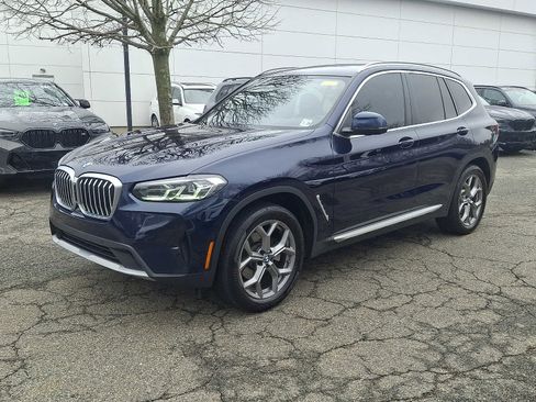 Used 2024 BMW X3 xDrive30i w/ Premium Package image 3