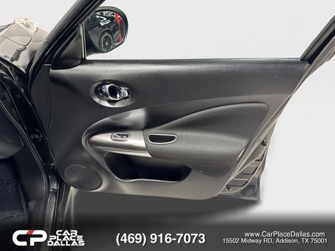Used 2013 Nissan Juke SV FWD image 25