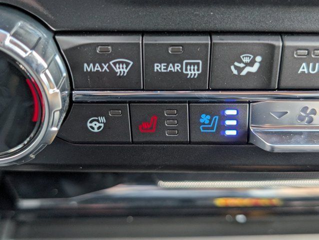 New 2026 Ford F350 Lariat w/ Black Appearance Package AWD/4WD image 22
