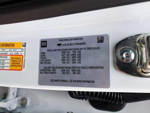 New 2026 GMC Yukon XL Denali w/ Sun & Power Step Package AWD/4WD image 42