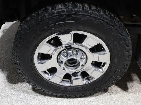 Used 2024 Ford F250 Lariat w/ Chrome Package image 10