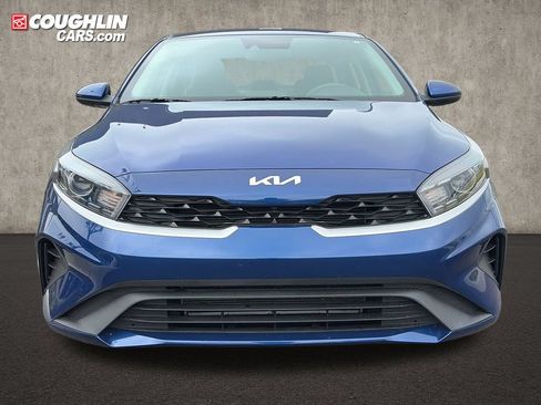 Used 2024 Kia Forte LXS FWD image 2
