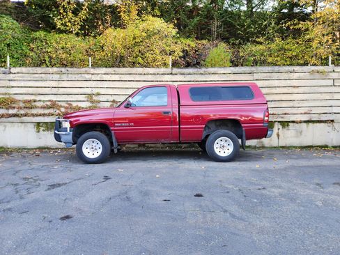 Used 1996 Dodge Ram 1500 Truck SLT image 5