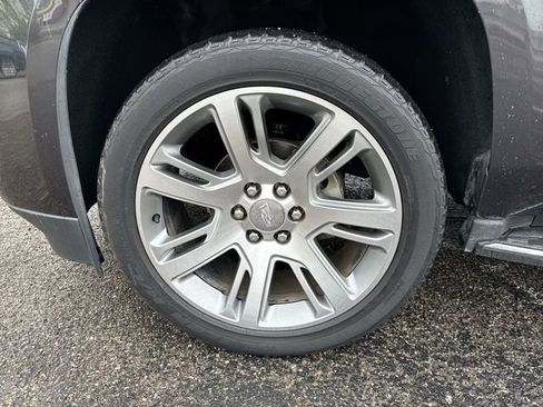 Used 2016 Cadillac Escalade Luxury AWD/4WD image 10