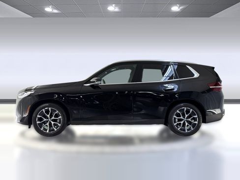 Used 2026 BMW X3 xDrive30i w/ Convenience Package AWD/4WD image 2