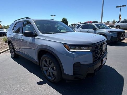New 2026 Honda Pilot Sport image 2