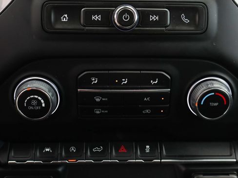 Used 2023 Chevrolet Silverado 1500 Custom AWD/4WD image 20