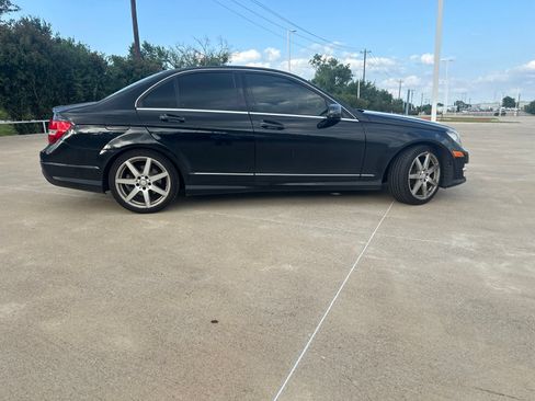 Used 2014 Mercedes-Benz C 250 Sedan image 6