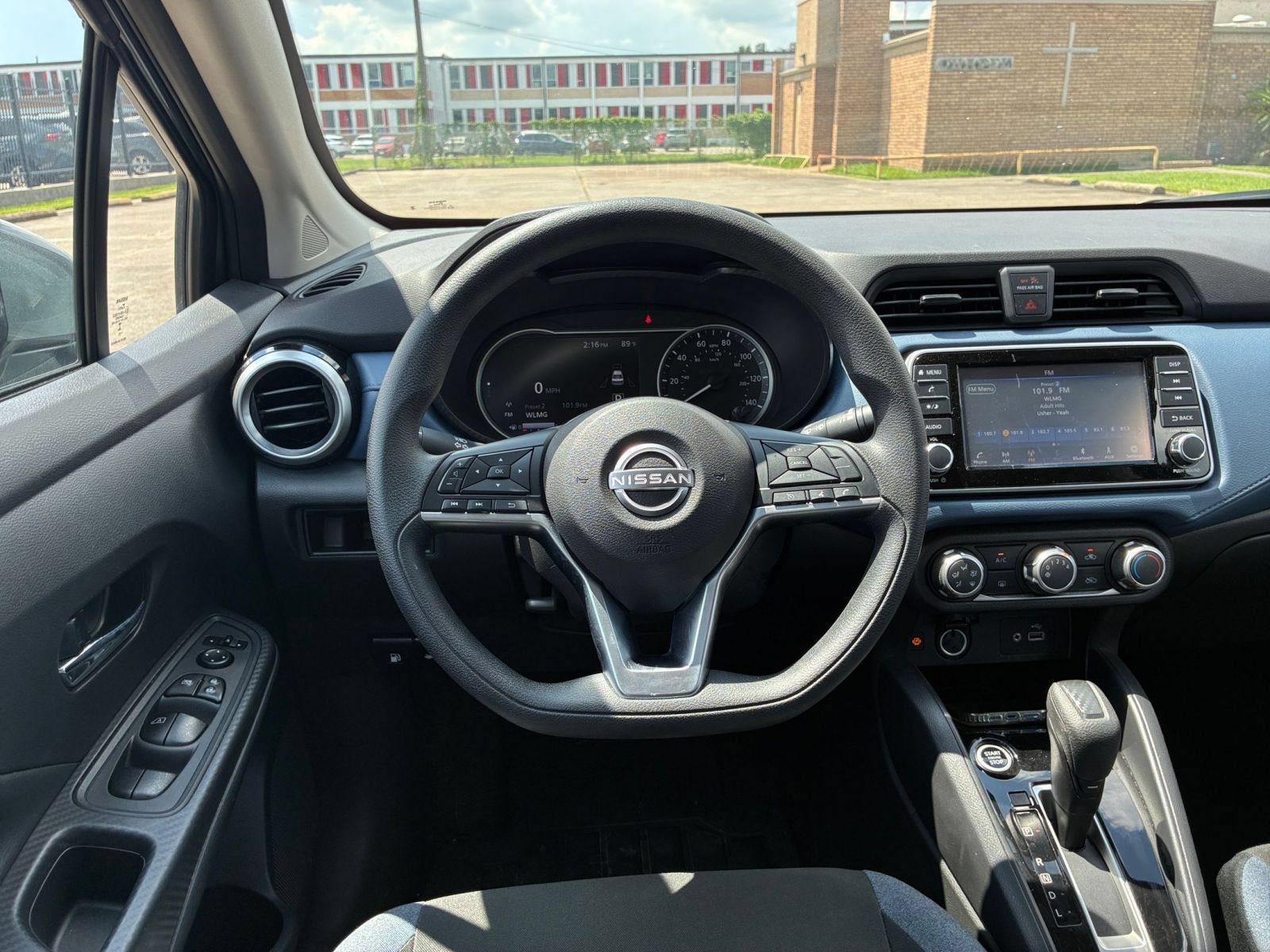 Used 2025 Nissan Versa SV FWD image 31