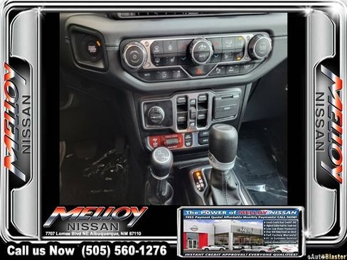 Used 2024 Jeep Gladiator Rubicon w/ Technology Group image 15