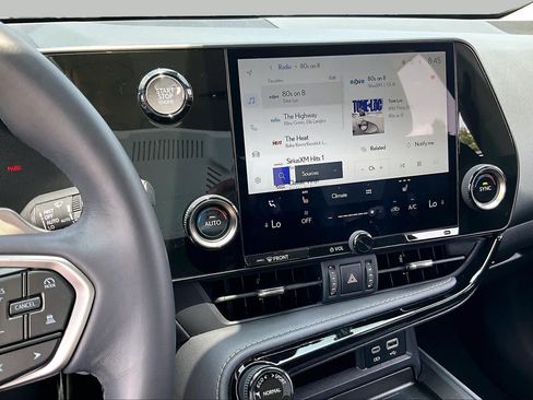 Used 2025 Lexus NX 250 FWD w/ Accessory Package (Z1) image 6