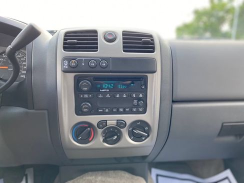 Used 2005 Chevrolet Colorado LS w/ Power Convenience Package AWD/4WD image 24