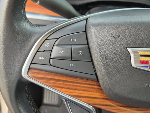 Used 2023 Cadillac XT5 Premium Luxury w/ Technology Package FWD image 31