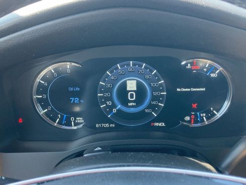 Used 2018 Cadillac Escalade ESV Luxury image 18