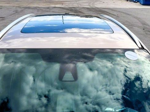 Used 2019 Lincoln MKC Reserve w/ MKC Climate Package image 4