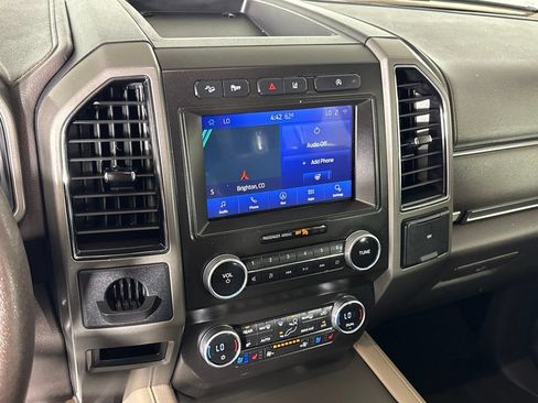 Used 2020 Ford Expedition Max XLT w/ Equipment Group 202A AWD/4WD image 22