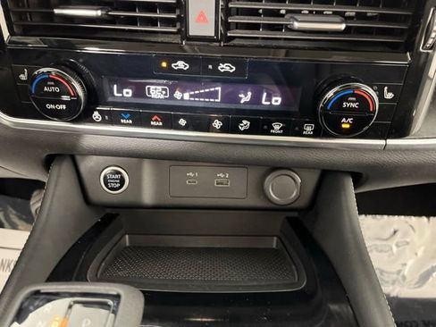 Used 2021 Nissan Rogue SL w/ Premium Package FWD image 27