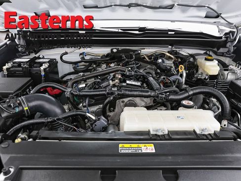 Used 2025 Toyota Tacoma SR RWD image 7