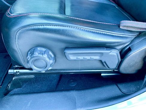 Used 2022 Jeep Gladiator Rubicon w/ LED Lighting Group image 36