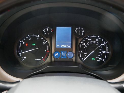 Used 2018 Lexus GX 460 image 23