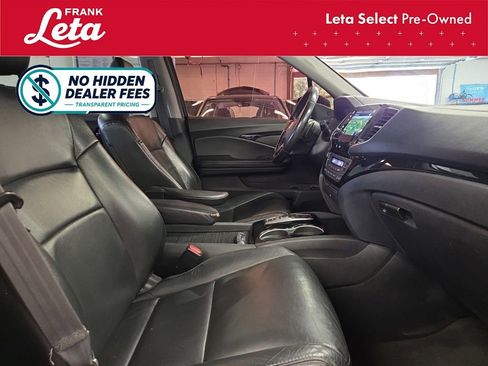 Used 2019 Honda Pilot Touring image 20