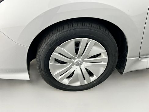 Used 2024 Nissan Leaf S FWD image 11