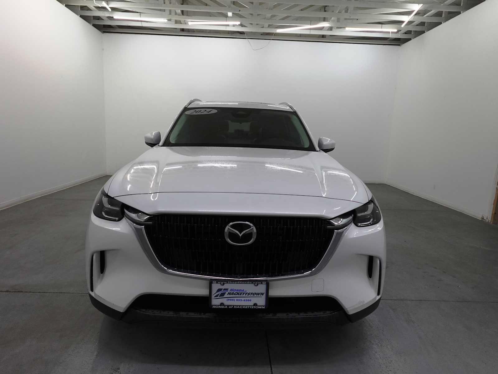 Used 2024 MAZDA CX-90 Plug-In Hybrid w/ Preferred AWD/4WD image 2