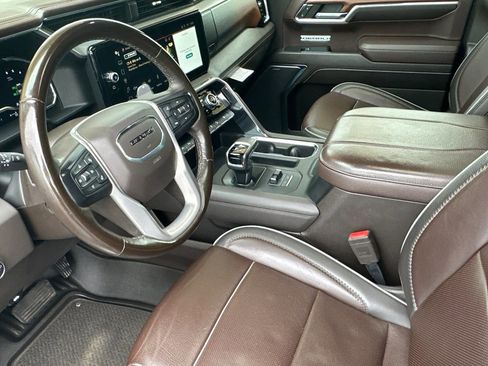 Used 2023 GMC Sierra 1500 Denali w/ Denali Reserve Package image 10