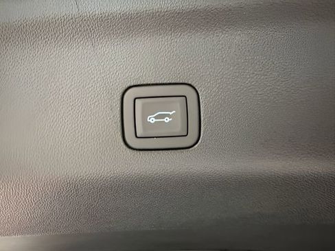 New 2026 Chevrolet Tahoe Premier w/ Sun And Tow Package AWD/4WD image 31
