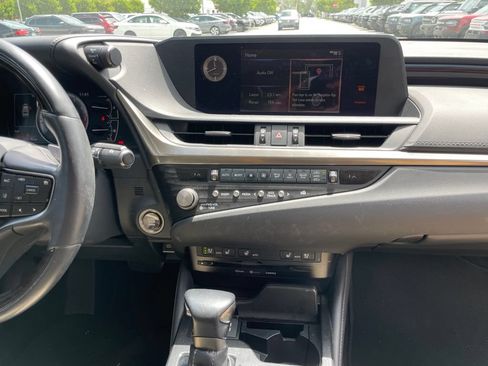 Used 2021 Lexus ES 350 w/ Premium Package FWD image 11