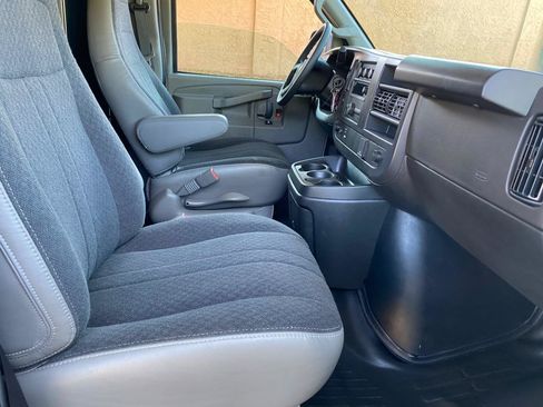 Used 2025 Chevrolet Express 2500 w/ Driver Convenience Package RWD image 33