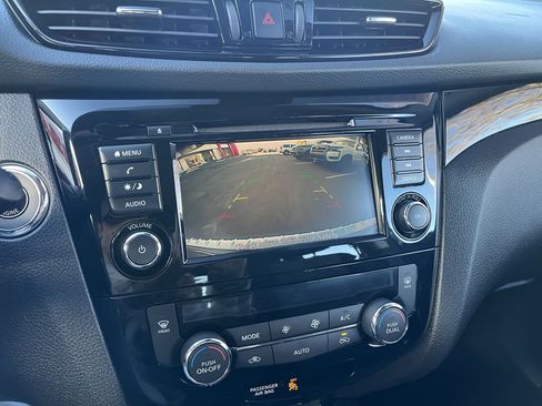 Certified 2022 Nissan Rogue Sport SV image 23