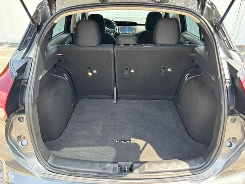 Used 2024 Nissan Kicks SV FWD image 60