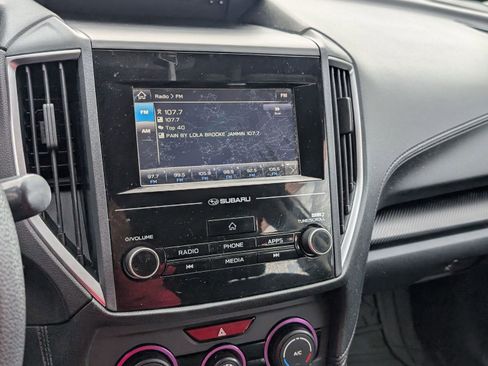 Used 2017 Subaru Impreza 2.0i Premium image 19