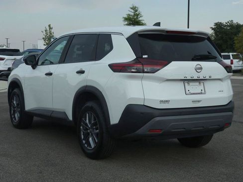 Used 2023 Nissan Rogue S AWD/4WD image 11
