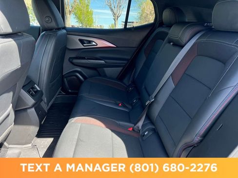 Used 2024 Chevrolet Equinox EV RS FWD image 22