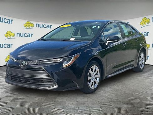 Used 2024 Toyota Corolla LE FWD image 3