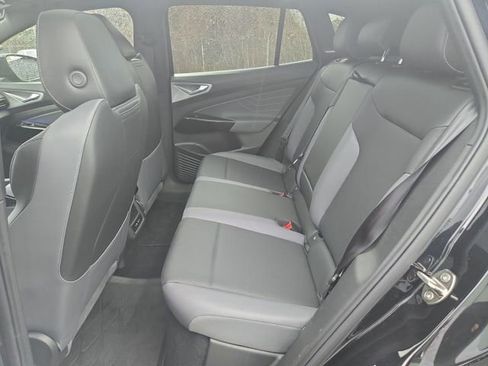 Certified 2023 Volkswagen ID.4 Pro S image 11