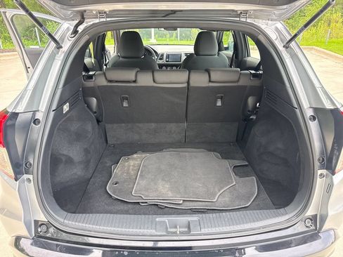 Certified 2020 Honda HR-V Sport image 33