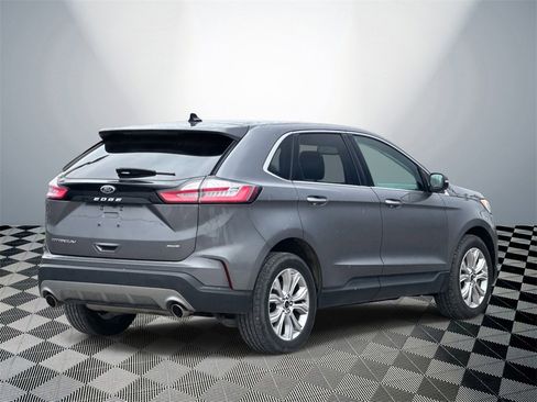 Used 2024 Ford Edge Titanium image 5