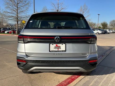Used 2025 Volkswagen Taos S image 7