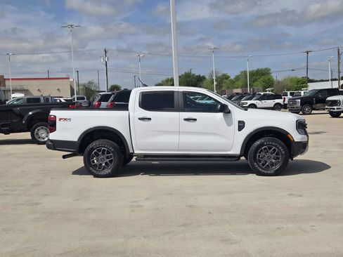 Used 2024 Ford Ranger XLT w/ FX4 Off-Road Package AWD/4WD image 7