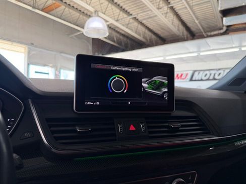 Used 2018 Audi SQ5 Prestige w/ Prestige Package image 27