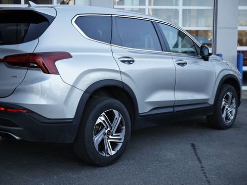 Used 2023 Hyundai Santa Fe SE image 7