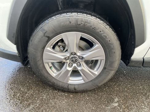 Used 2024 Toyota RAV4 XLE image 17