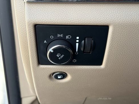 Used 2017 Jeep Grand Cherokee Limited w/ Luxury Group II RWD image 33