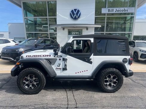 Used 2018 Jeep Wrangler Rubicon AWD/4WD image 3