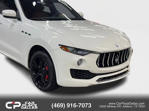 Used 2017 Maserati Levante S image 3